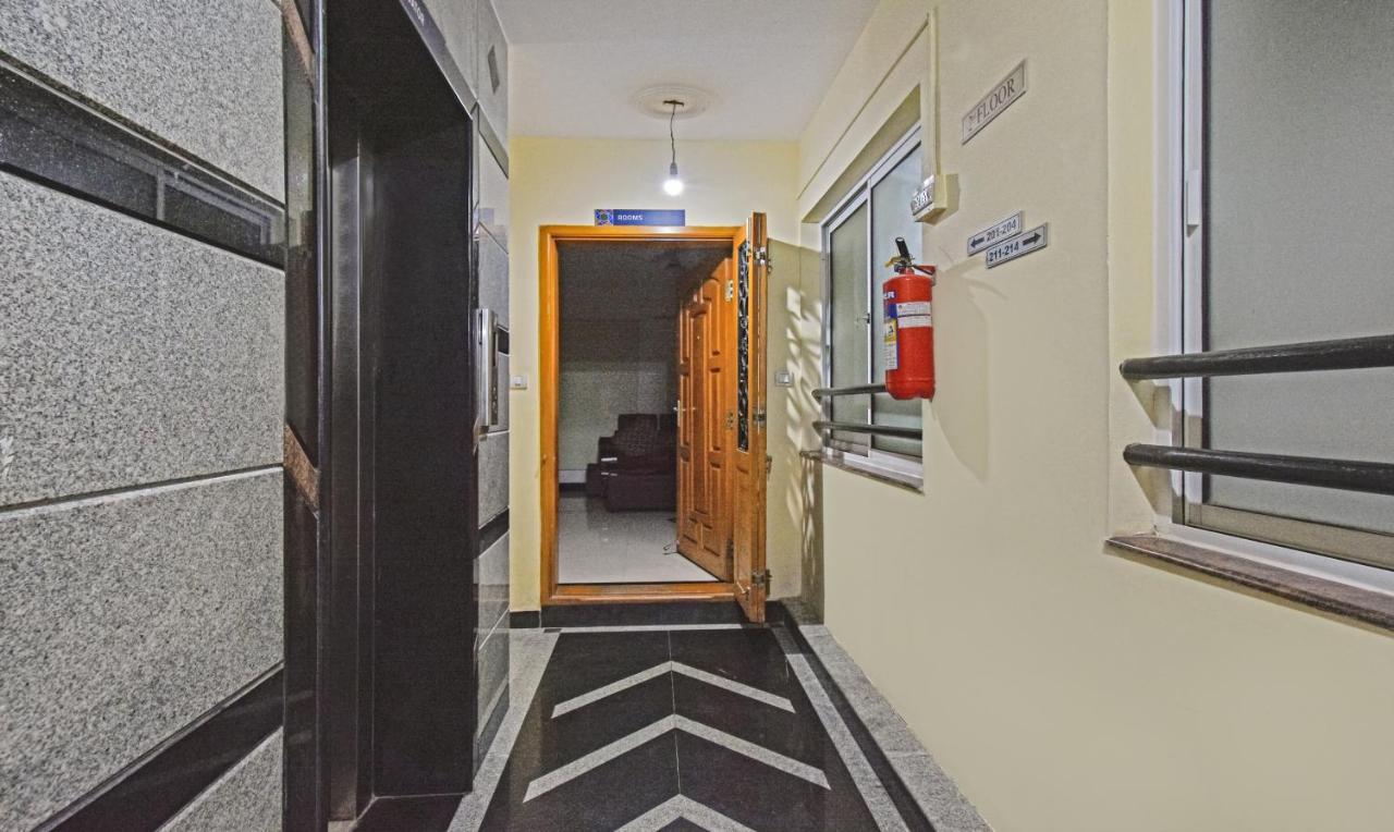 Hotel Treebo Samhaar Residency Thoraipakkam Chennai Esterno foto