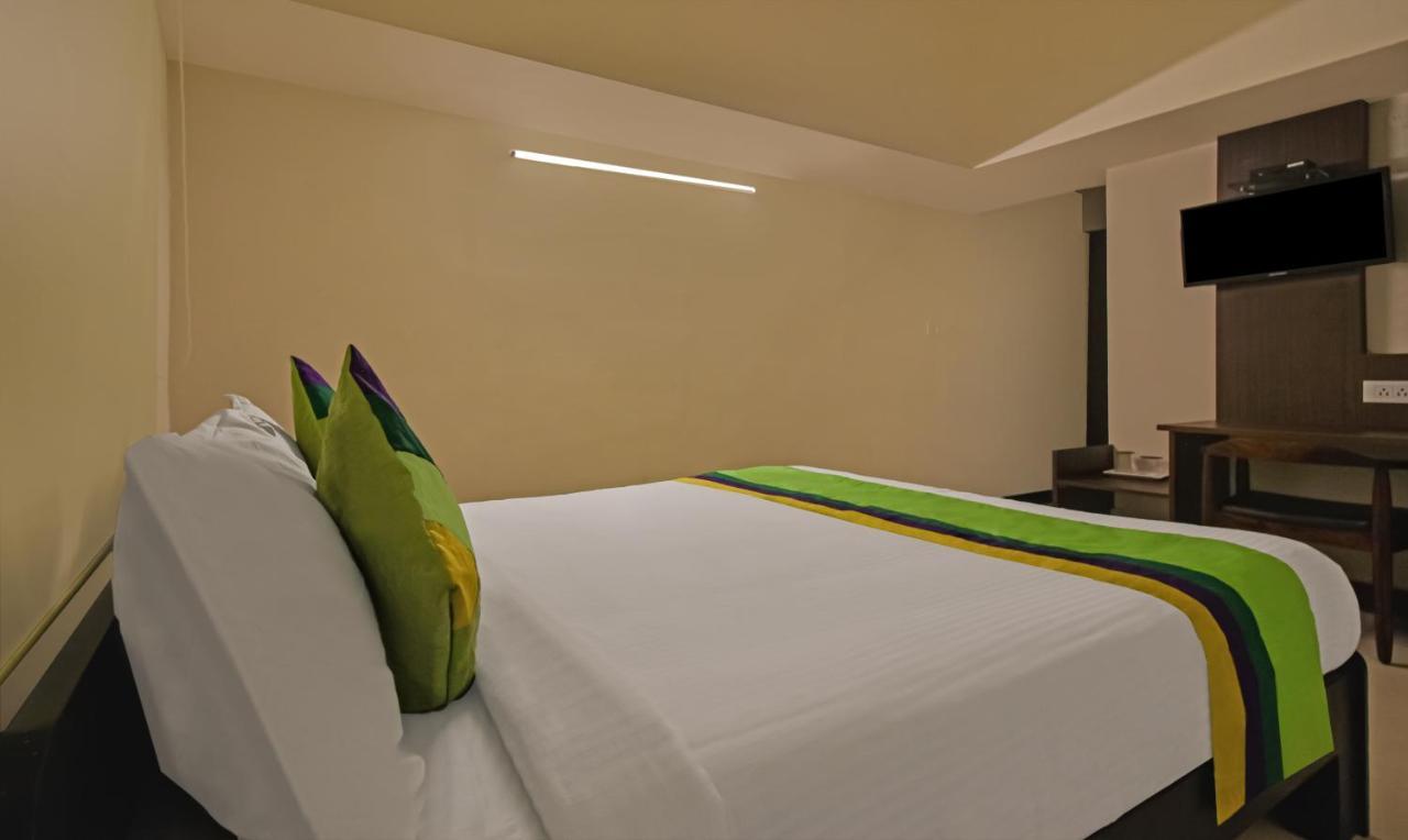 Hotel Treebo Samhaar Residency Thoraipakkam Chennai Esterno foto