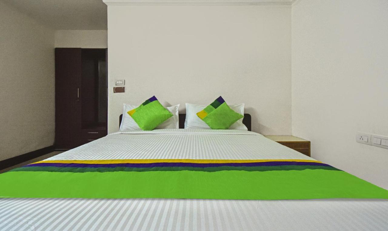 Hotel Treebo Samhaar Residency Thoraipakkam Chennai Esterno foto