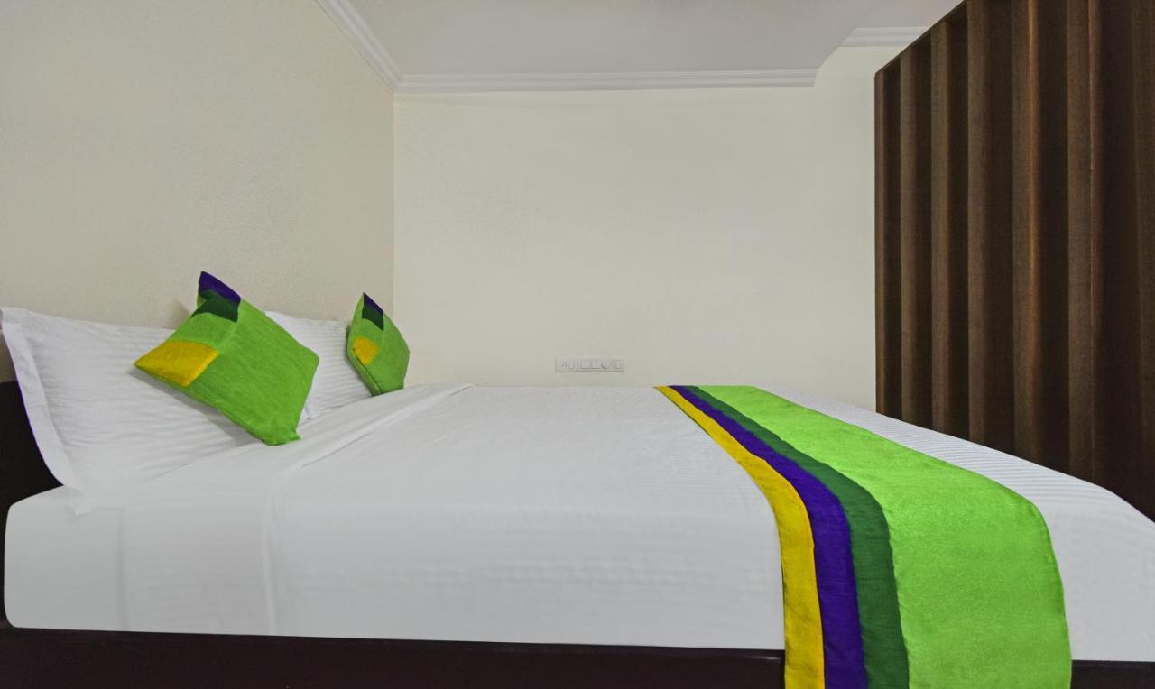 Hotel Treebo Samhaar Residency Thoraipakkam Chennai Esterno foto