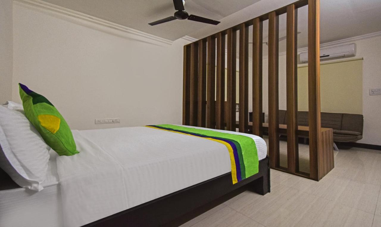 Hotel Treebo Samhaar Residency Thoraipakkam Chennai Esterno foto